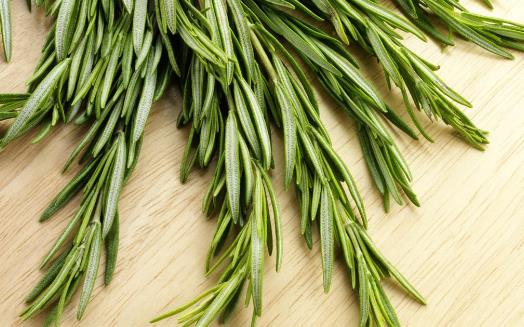 �������������ζʳ�� �����ܹ�����ͷʹ��߷�Ӧ��