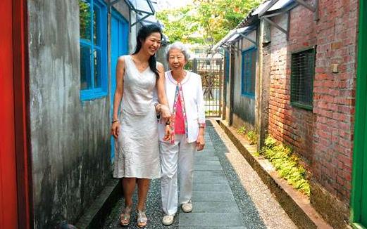 ����ѡ����ӵ�ԭ�� ˵�����Ӹ�ĸͬס�ļ���