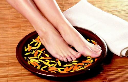 �ճ�������Ħ�ɳ����Ĵ�Ѩλ