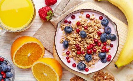 ��ͬ�����ڽ׶ν�����ʳ�Ƽ� ������У��Ӫ�����ʱ��