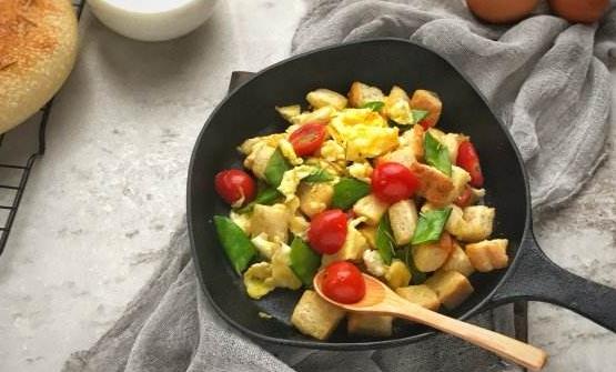 �и���С���ѵ�ע������ С���Ѵ���ʳ�ø�Ӫ��