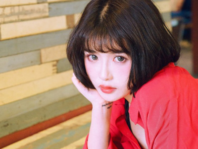 ����˿��Ů����Ħ����