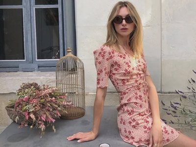 ����˿�����