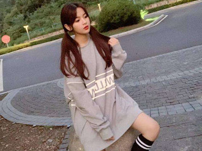 ����˿�����