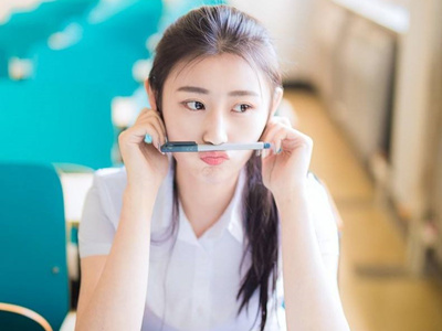 �ļ�����ʢ����˼�������������㽽���ļ�����