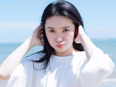 ����˿�����