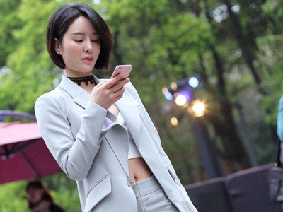 ����˿�����