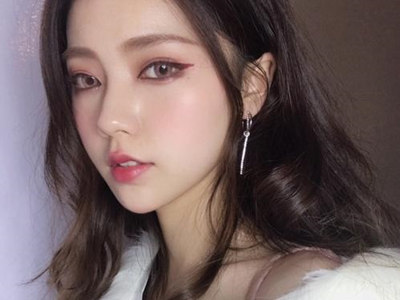 ����˿�����