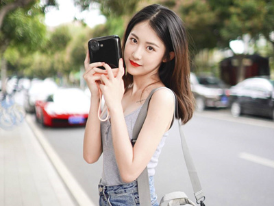 ����˿�����