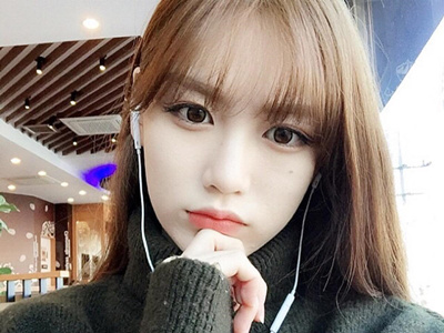 ����˿�����