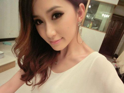 ���ڸ���˿�ఴĦ