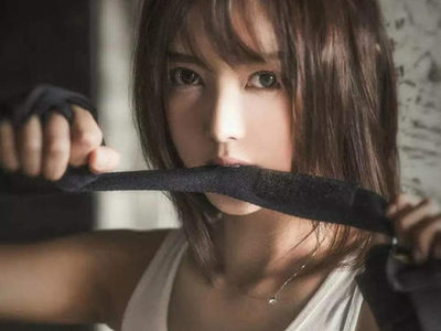 ����˿�����