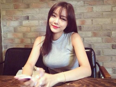 ����˿�����