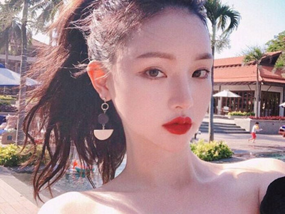 ����˿�����