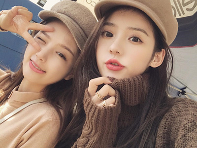 ����˿�����