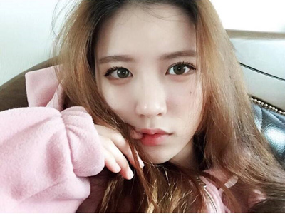 ����˿�����