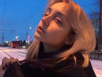 ���ڸ��˰�Ħ����