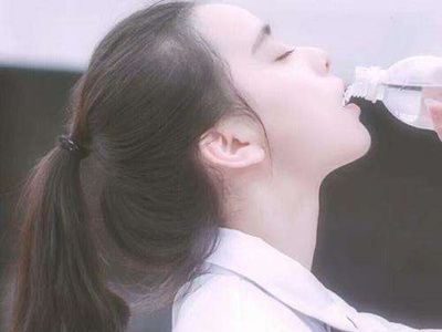 ���ڸ��˰�Ħ����