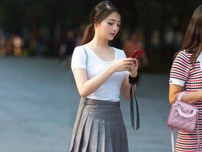 ����˿�����