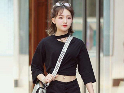 ����˿�����