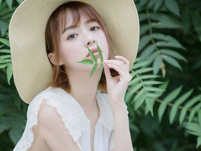 ����Ů����Ħ