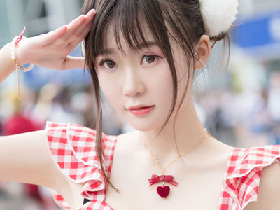 ����˿�����