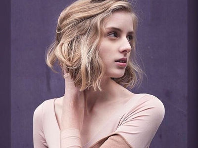 ����˿�����