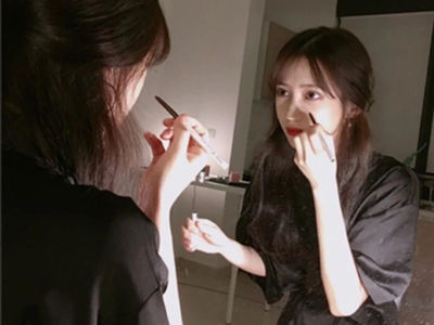 ����˿�����