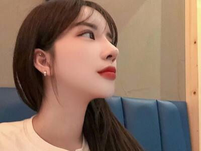 ���ڸ���˿�ఴĦ