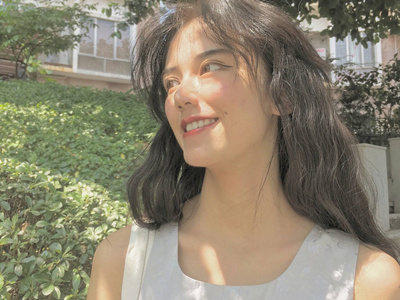 ����Ů����Ħ