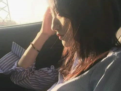 ���ڸ������˿�����