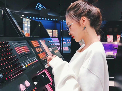 ����˿�ఴĦ