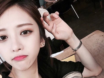 ����˿����˰�Ħ