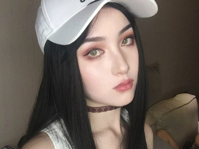 ����˿�����