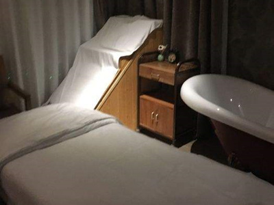 ��ηֱ��ѹ��Ħ��ݵ�����