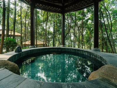 ���ڵ�������Ħ����Զ�Ԫ���ķ����������ƽ�����Ľ���