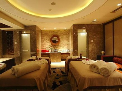 ����˿�����