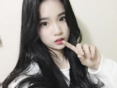 ����˿����˰�Ħ����