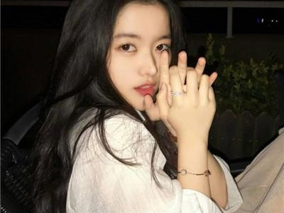 ����˿�����