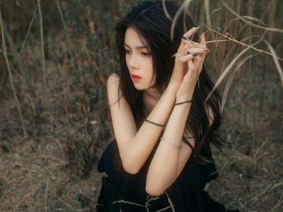 ����˿�����