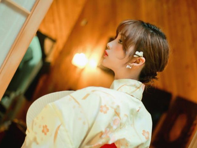 ����˿�����