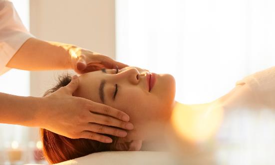 ����˿�����