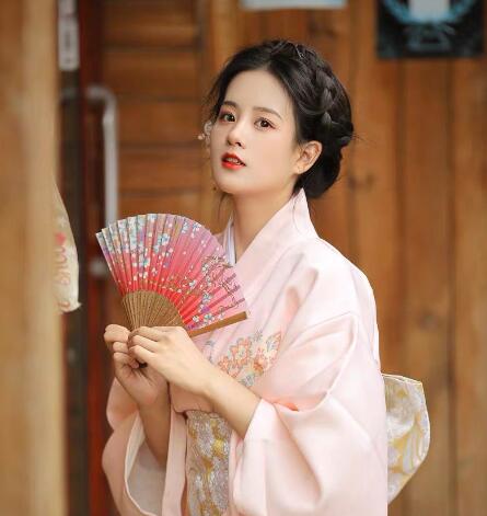 ����ɣ�ð�Ħ������������ľ��������